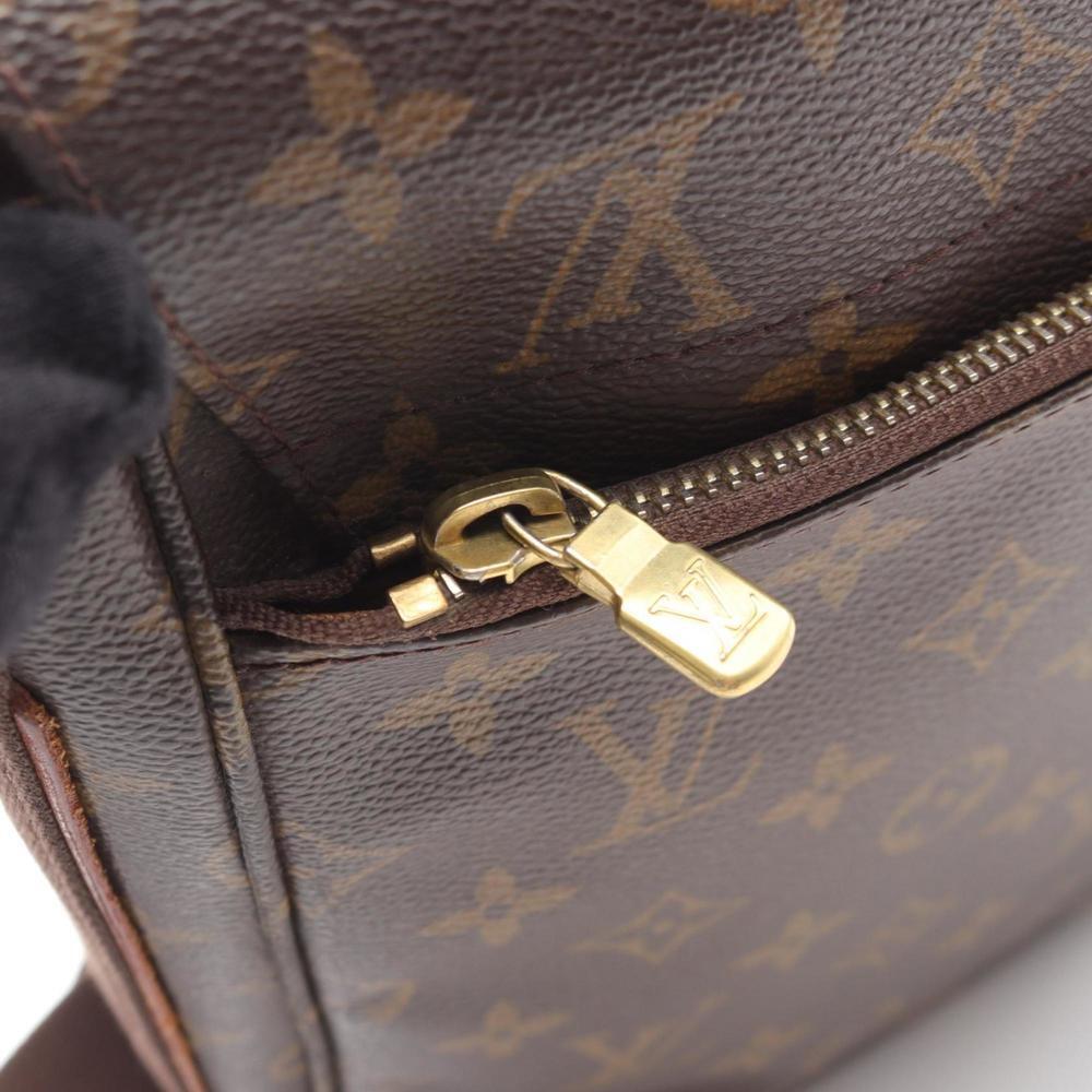 LOUIS VUITTON Brown Monogram Coated Canvas Messenger Shoulder Bag - Picture 10 of 10